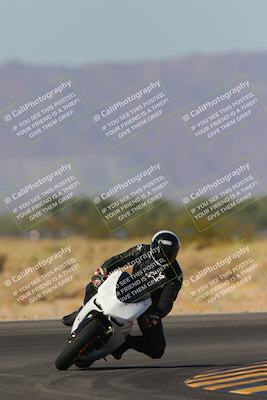 media/Nov-06-2023-Moto Forza (Mon) [[ce023d0744]]/3-Intermediate Group/Session 3 (Turn 16)/